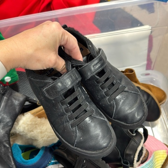 Boys Geox size 3 - Picture 1 of 3